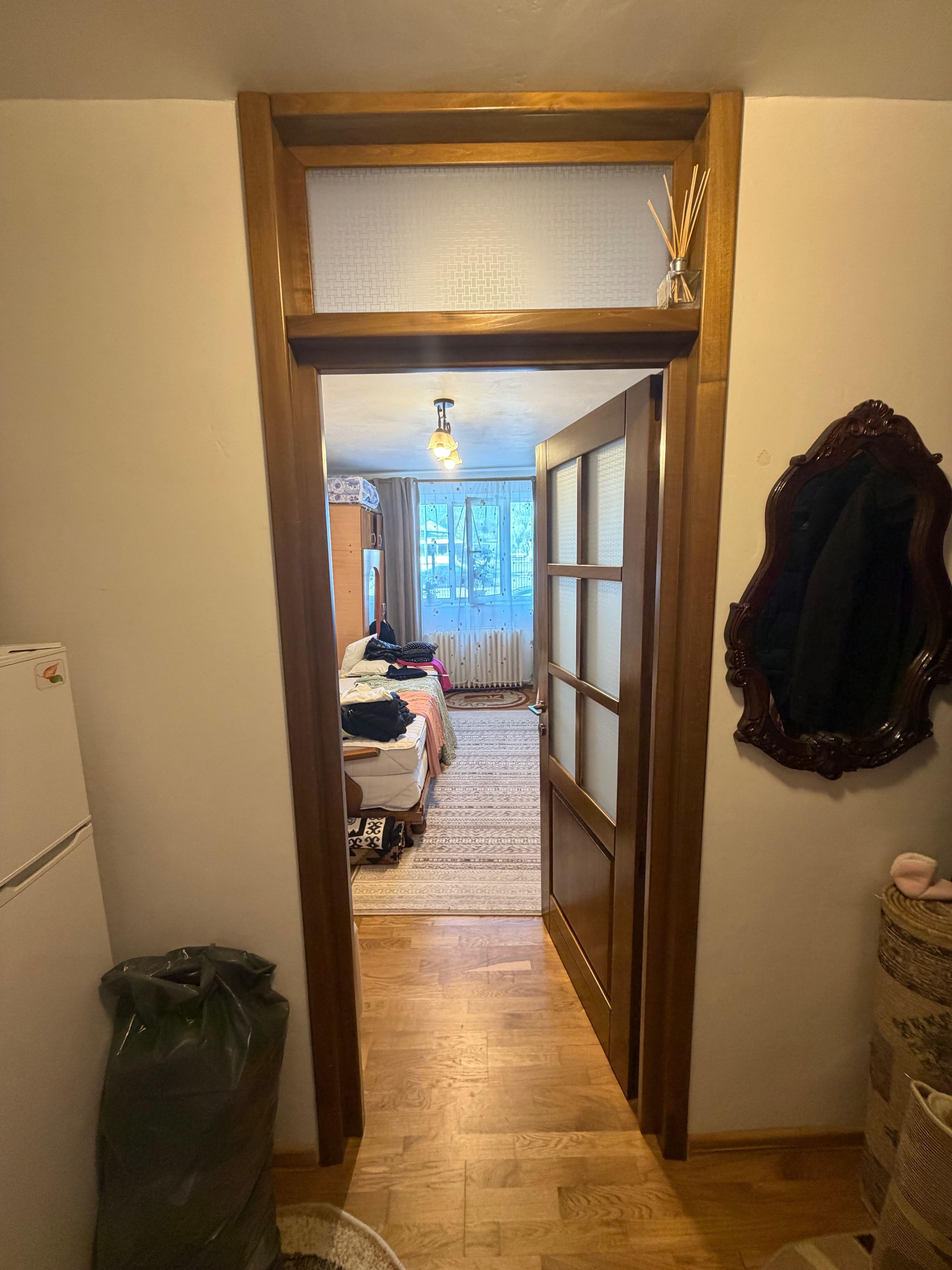 Cameră de cămin 20 mp - plus baie, bucătărie, boxă și loc de parcare - imagine 1