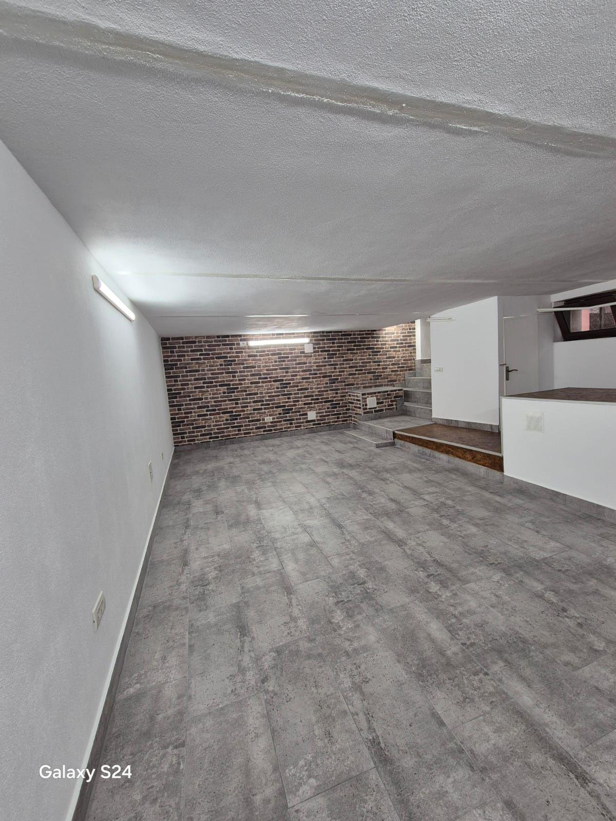 Spatiu de închiriat central