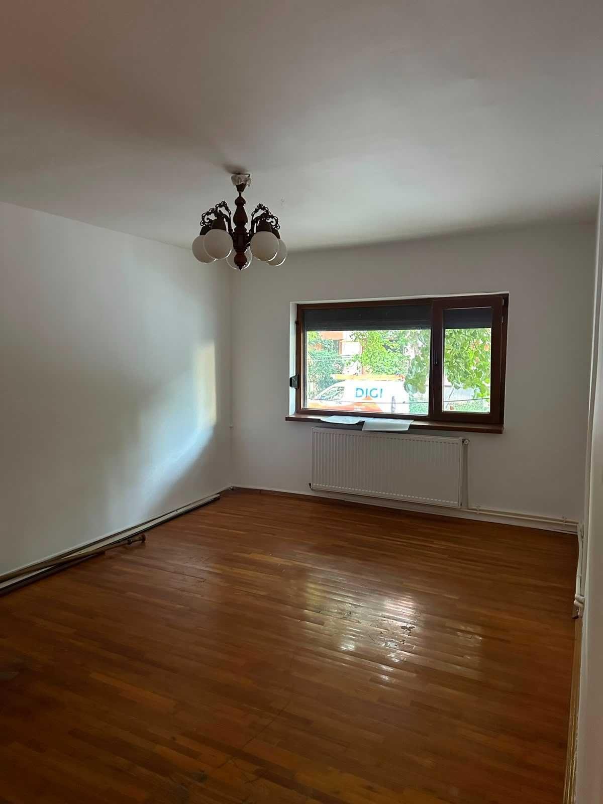 De vânzare apartament 3 camere Unirii Sud - imagine 1