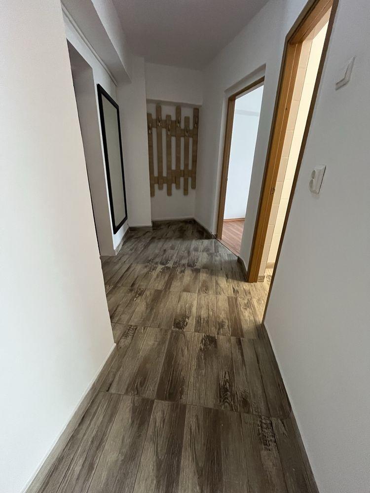 Inchiriez Apartament 2 Camere Central - imagine 1