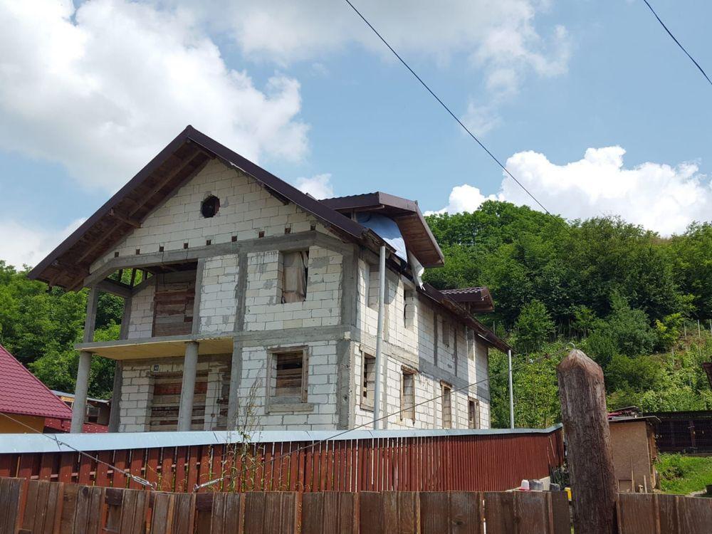 Casa de vanzare Margineni