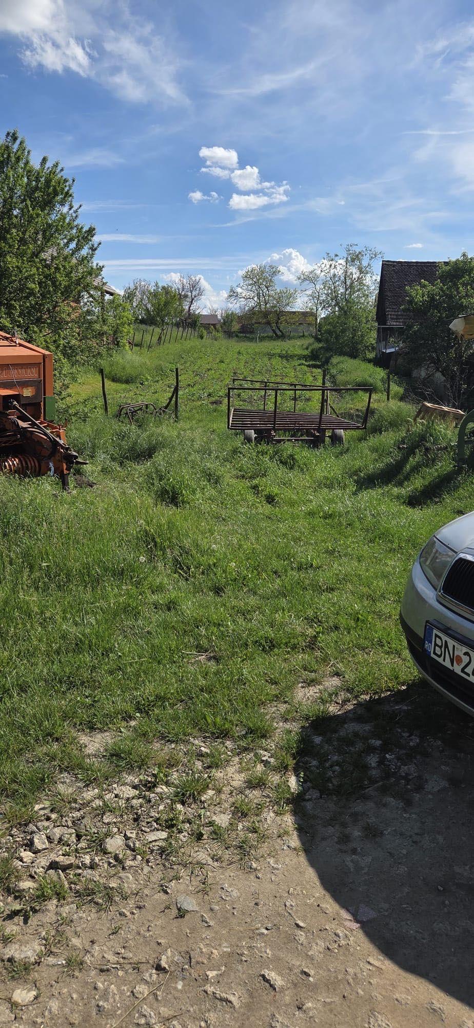Teren intravilan de vanzare