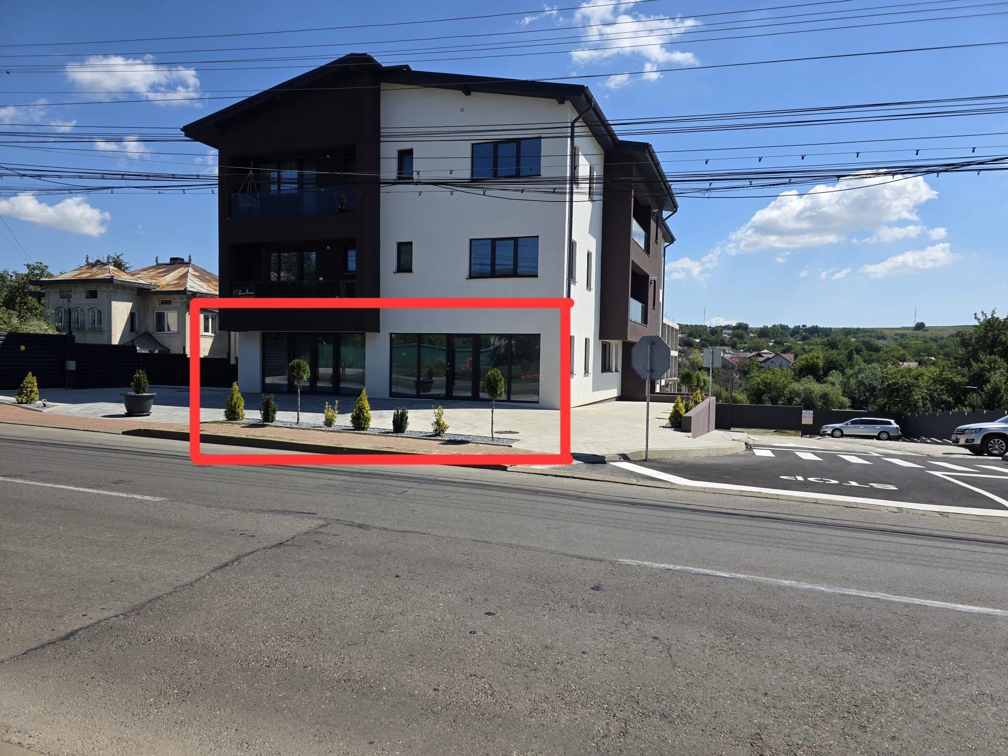 Spatiu comercial 108 mp