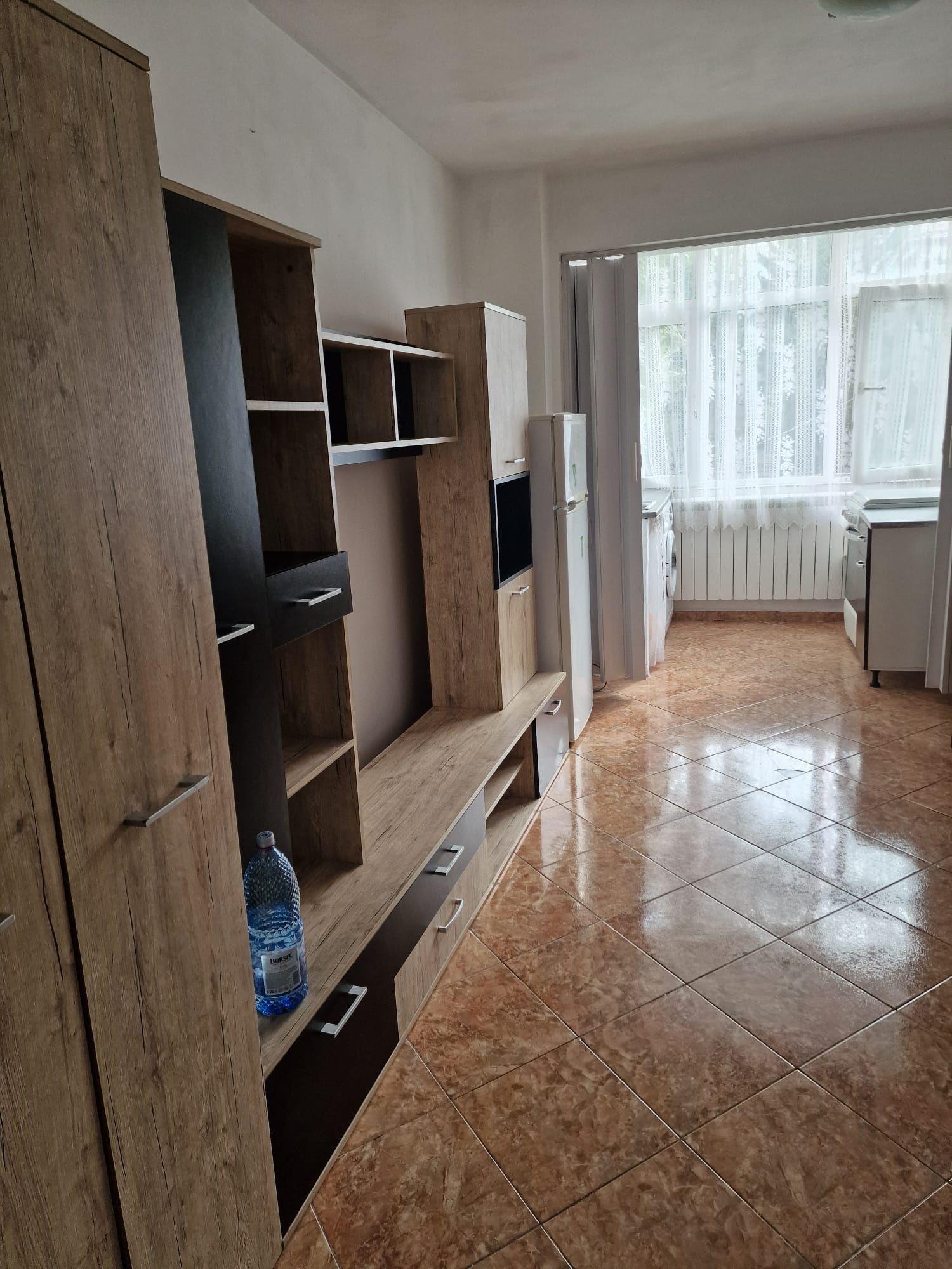 Proprietar închiriez garsoniera - imagine 1