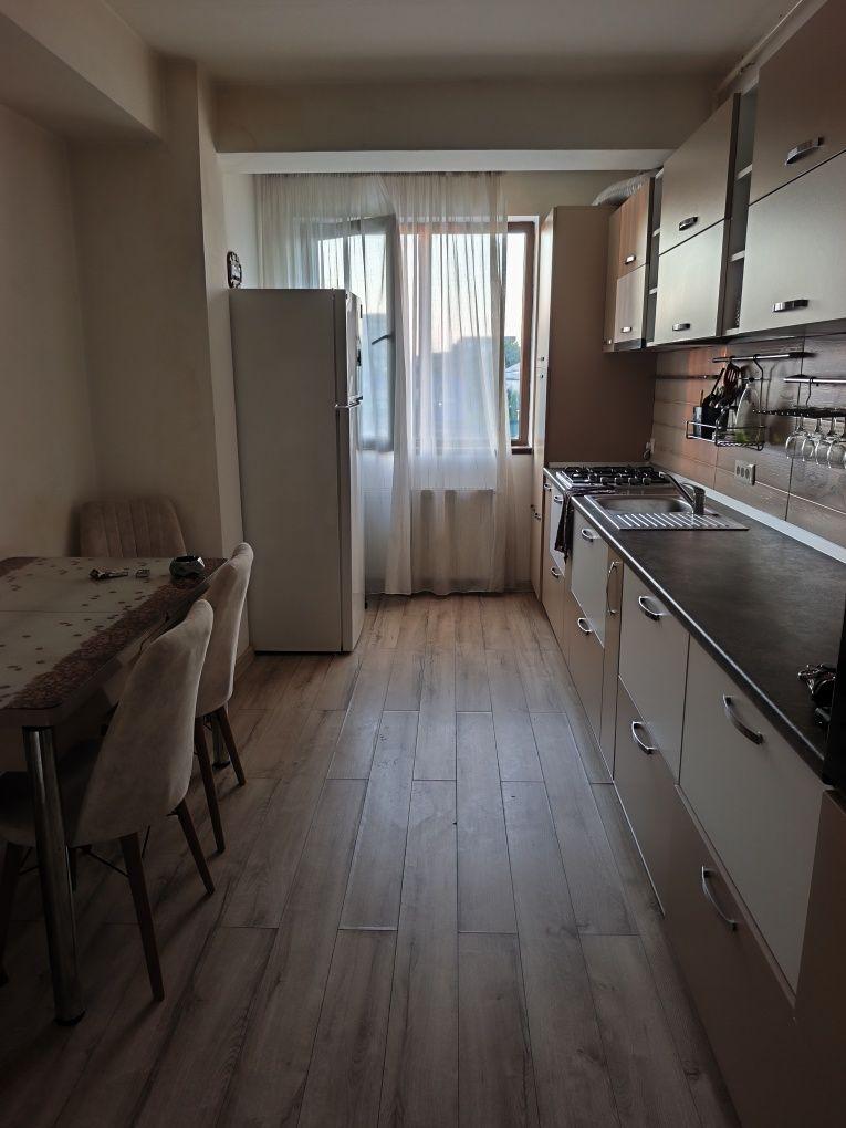 Vând apartament 2 camere