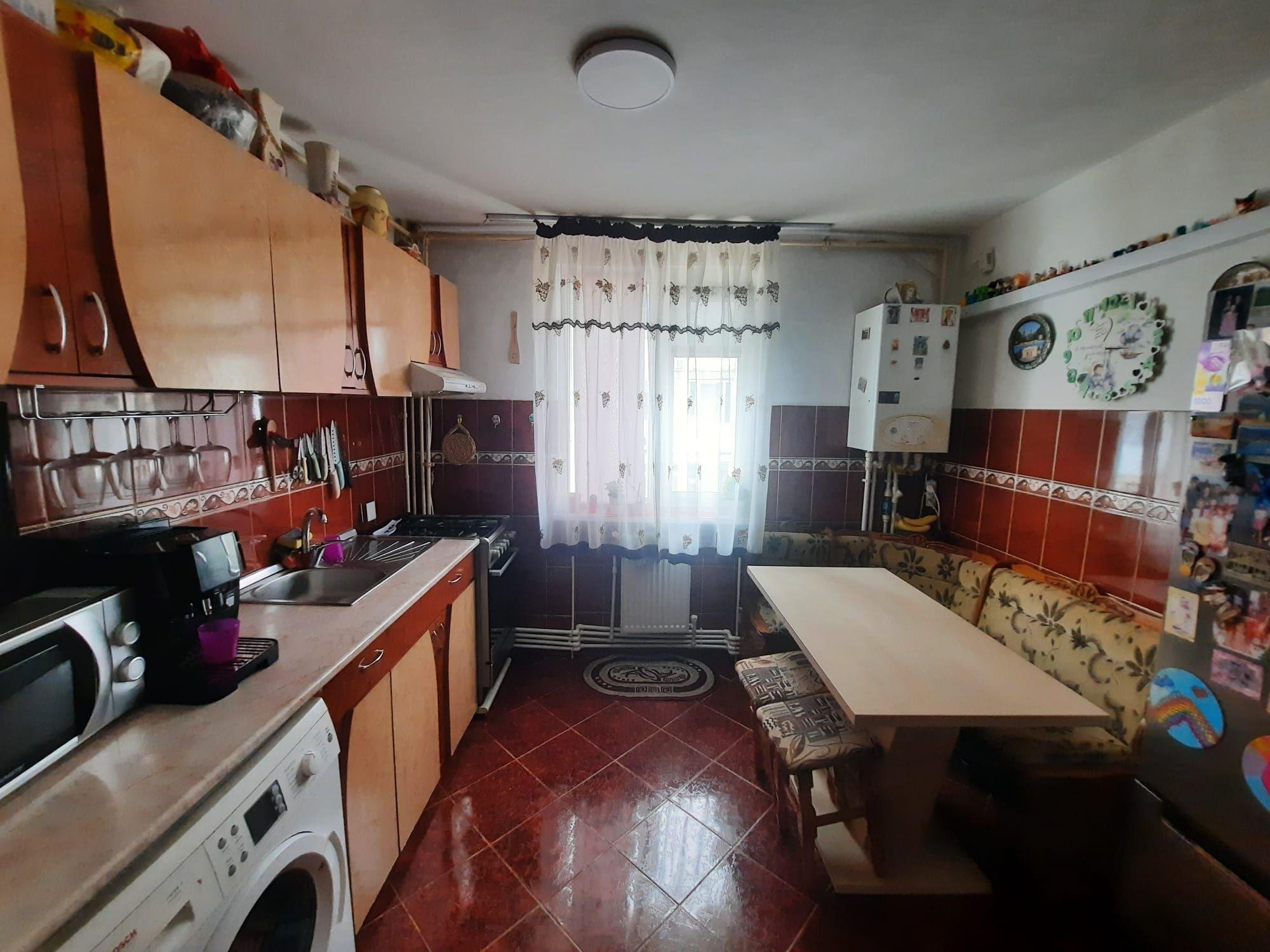 Apartament 2 camere decomandat, et3, 50mp, zona Darmanesti - imagine 1