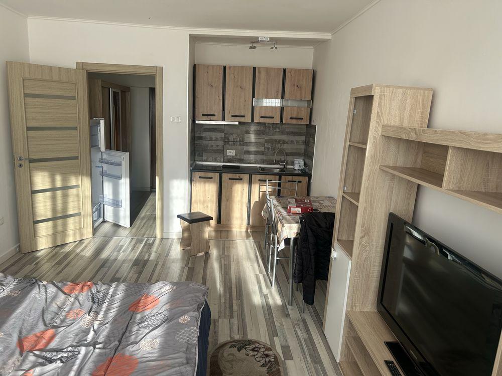 De inchiriat Garsoniera in Blocul Turn de la Unic in centrul orasului Piatra Neamt - imagine 1