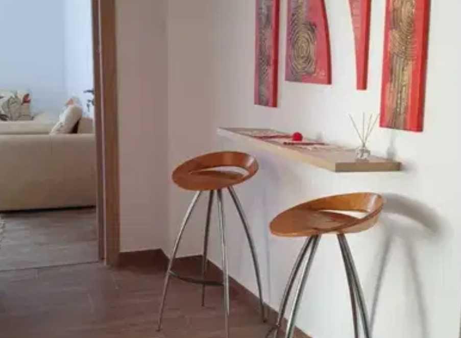 Inchiriez apartament 2 camere, bd-ul Dacia, complex Aurora, etaj 9