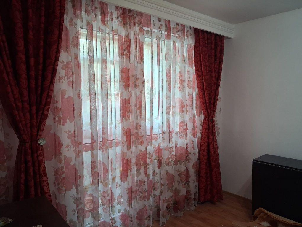 Închiriez Apartament - mobilat și utilat complet