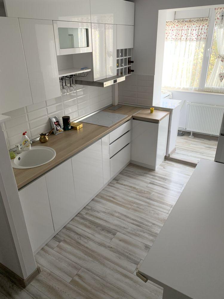 Va propunem spre inchiriere apartament cu 3 camere - imagine 1
