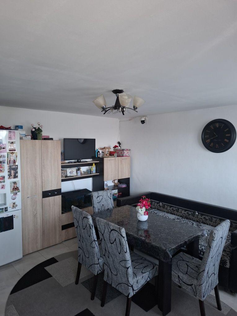 Apartament 3 camere