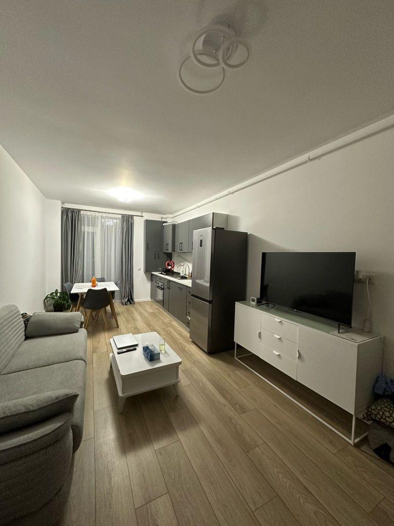 Închiriez apartament două camere