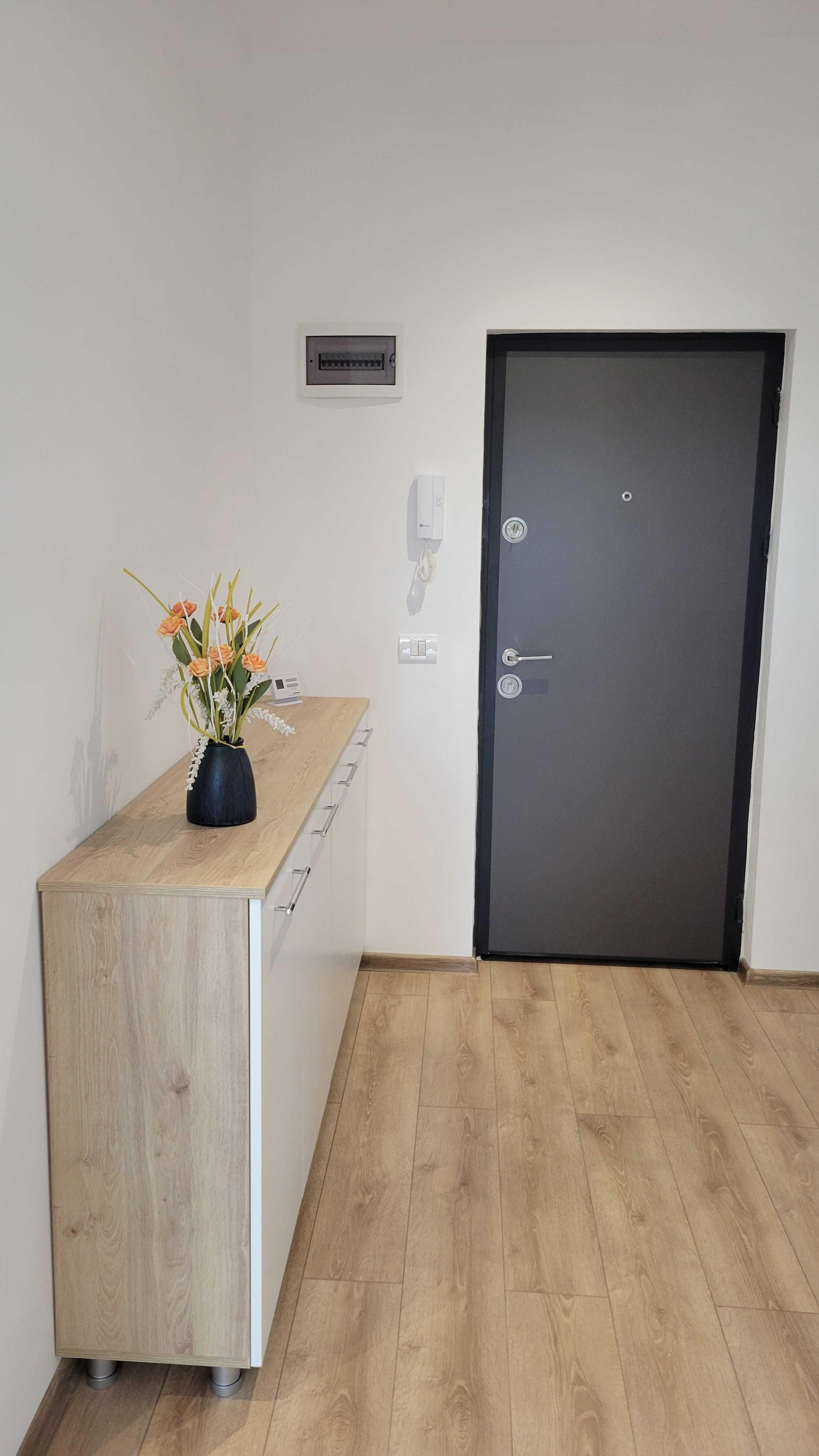 Apartament nou, central , camere 2 - imagine 1