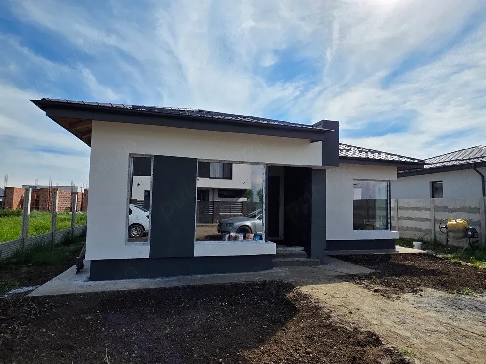 Vand casa individuala cu 3 camere la pret de apartament - persoana fizica - direct proprietar - imagine 1