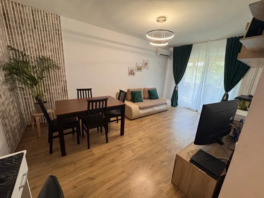 Vand ap 2 camere, 58 m2, parcare inclusa in propietate