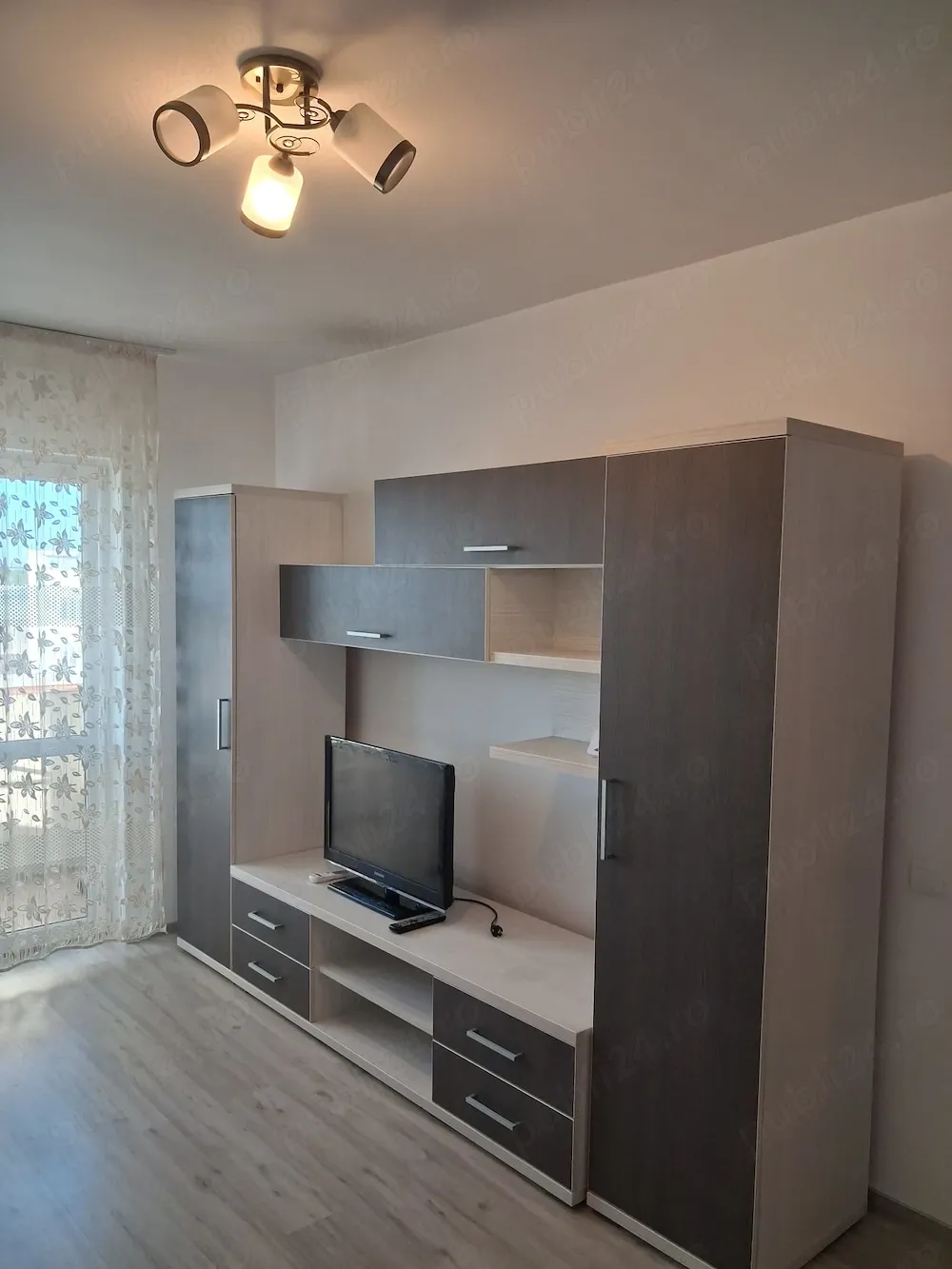 Închiriez apartament 2 camere