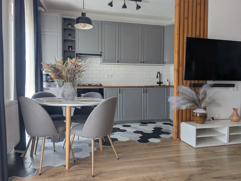 Apartament cu 2 camere - Persoana fizica - imagine 1