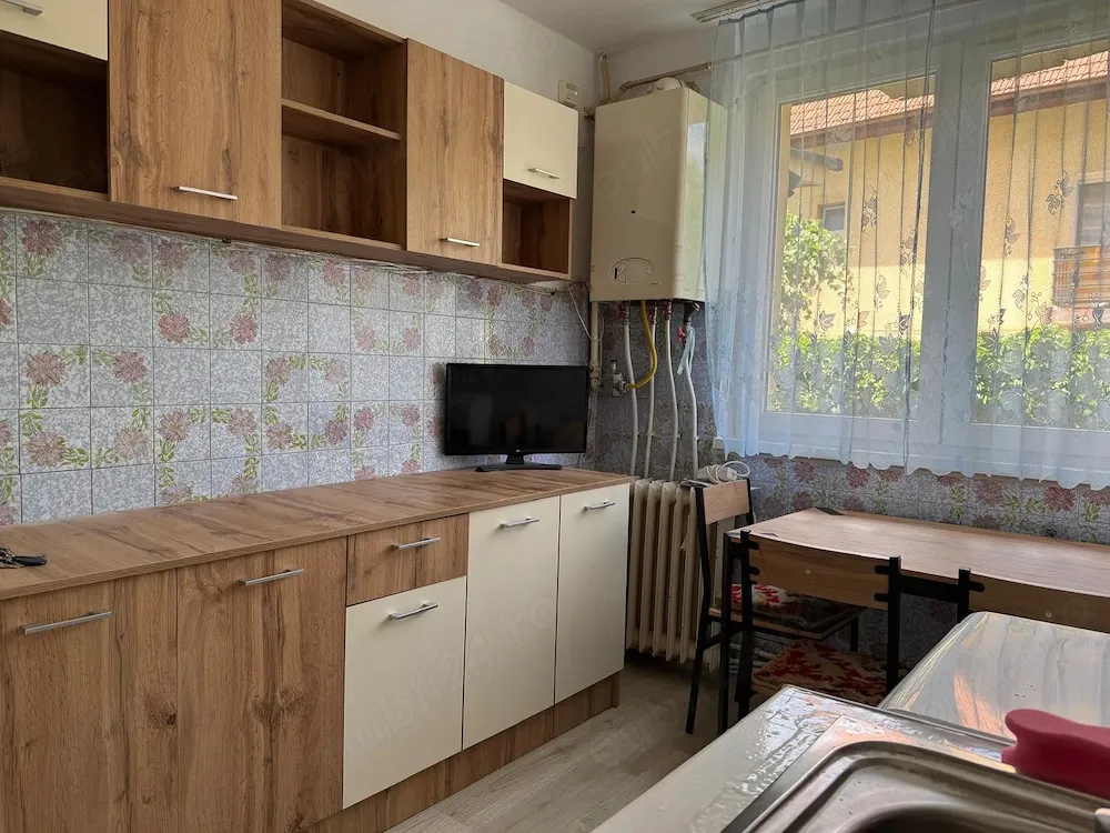Vând apartament 3 Camere Grigorescu Cluj - imagine 1