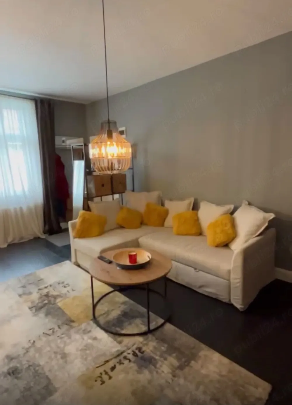 Persoana Fizica Apartament cu 3 camere Andrei Muresanu - imagine 1