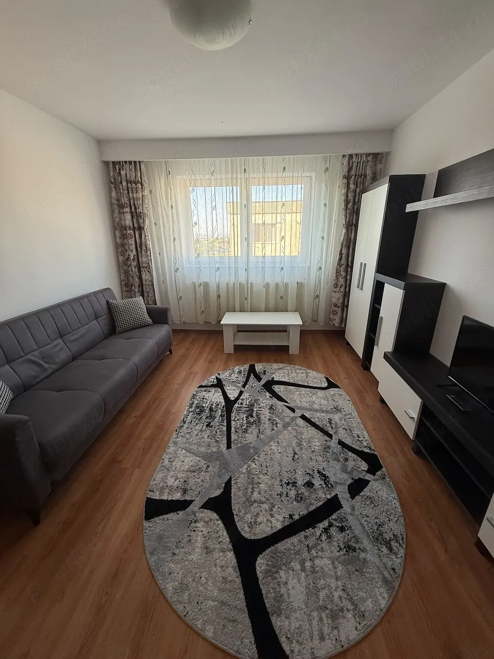 ofer garsoniera 32mp  spre inchiriere - imagine 1