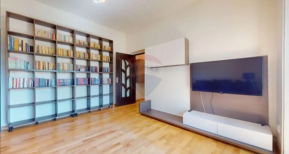 Apartament două camere de închiriat. - imagine 1