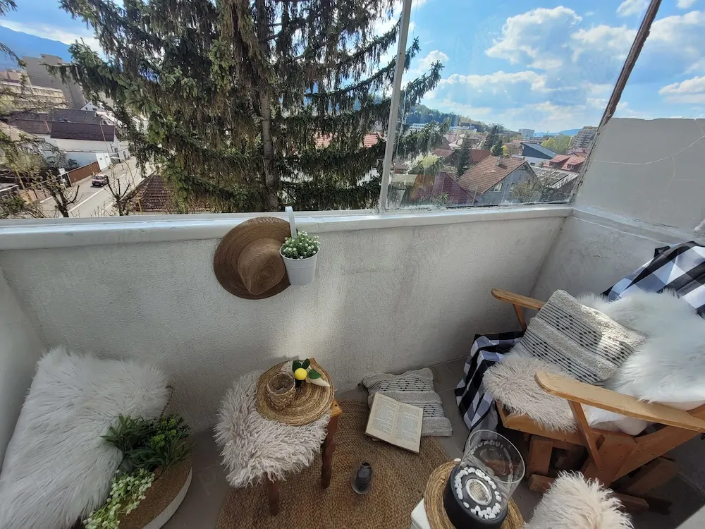 Inchiriez apartament la Brasov zona Gemenii