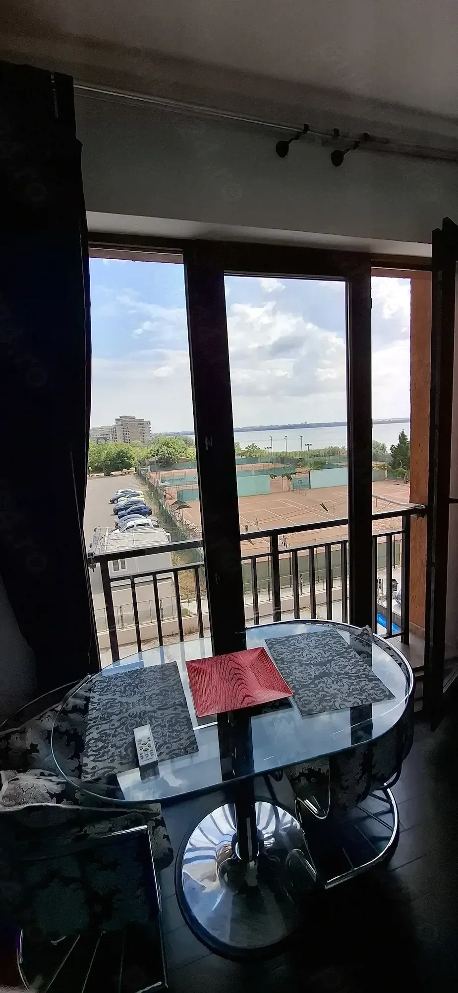 Coral Resident- Studio cu vedere la lac - imagine 1