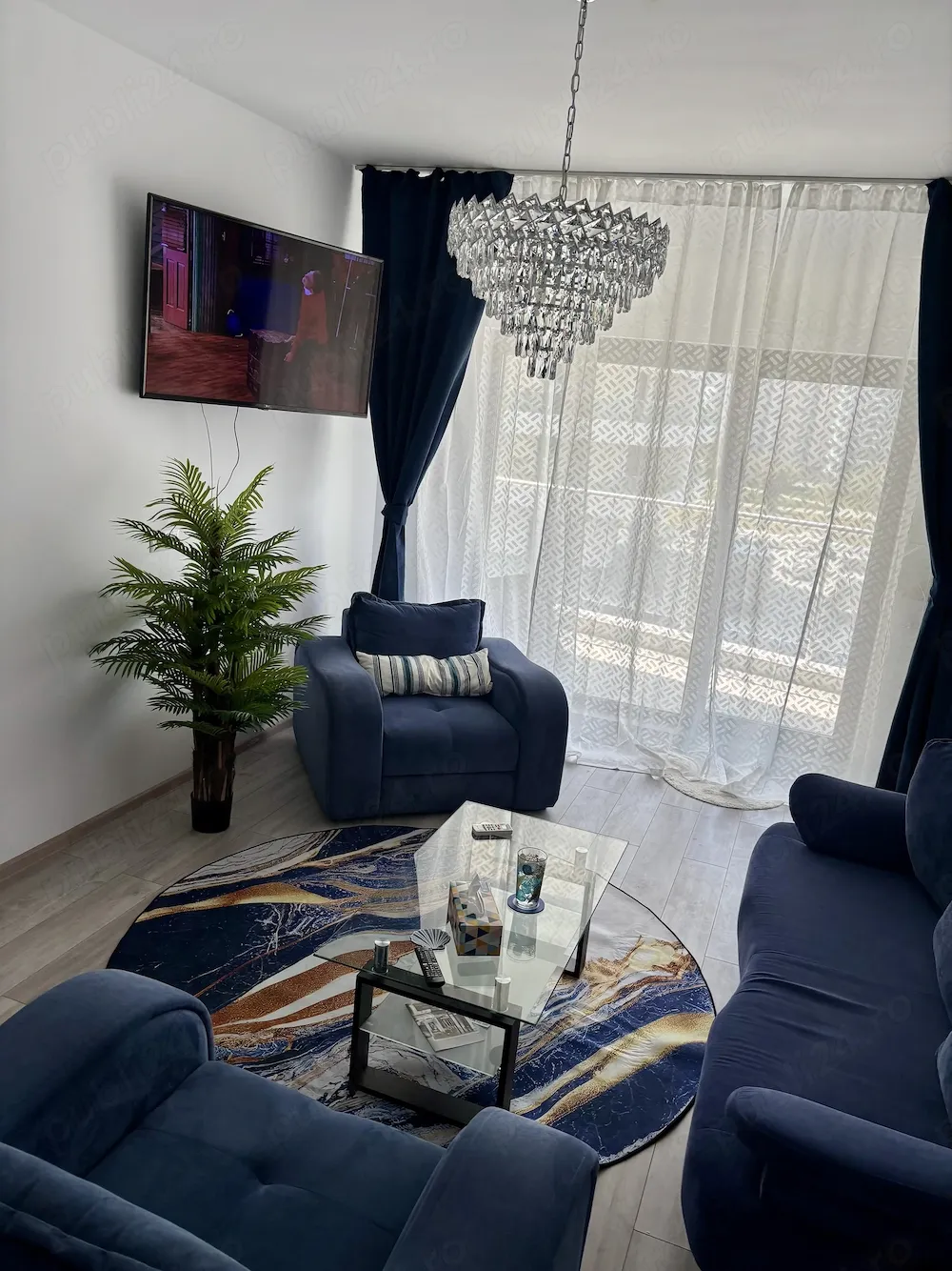 Închiriez apartament 2 camere Mamaia Nord zona Nordis direct pe plajă  , termen lung