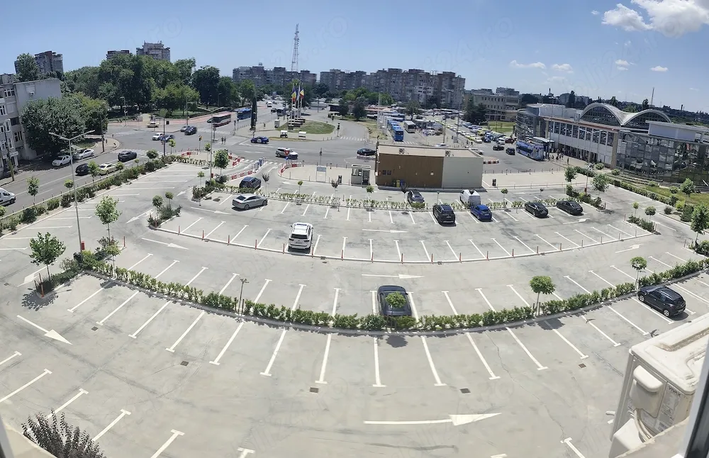 Apartament 3 camere zona gară Constanta - imagine 1