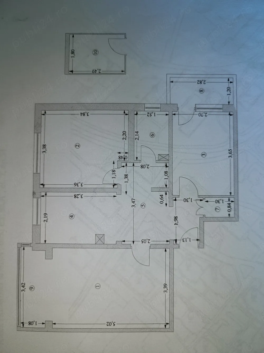 De vânzare 3 camere . Zona buna. Mai multe detalii telefonic - imagine 1