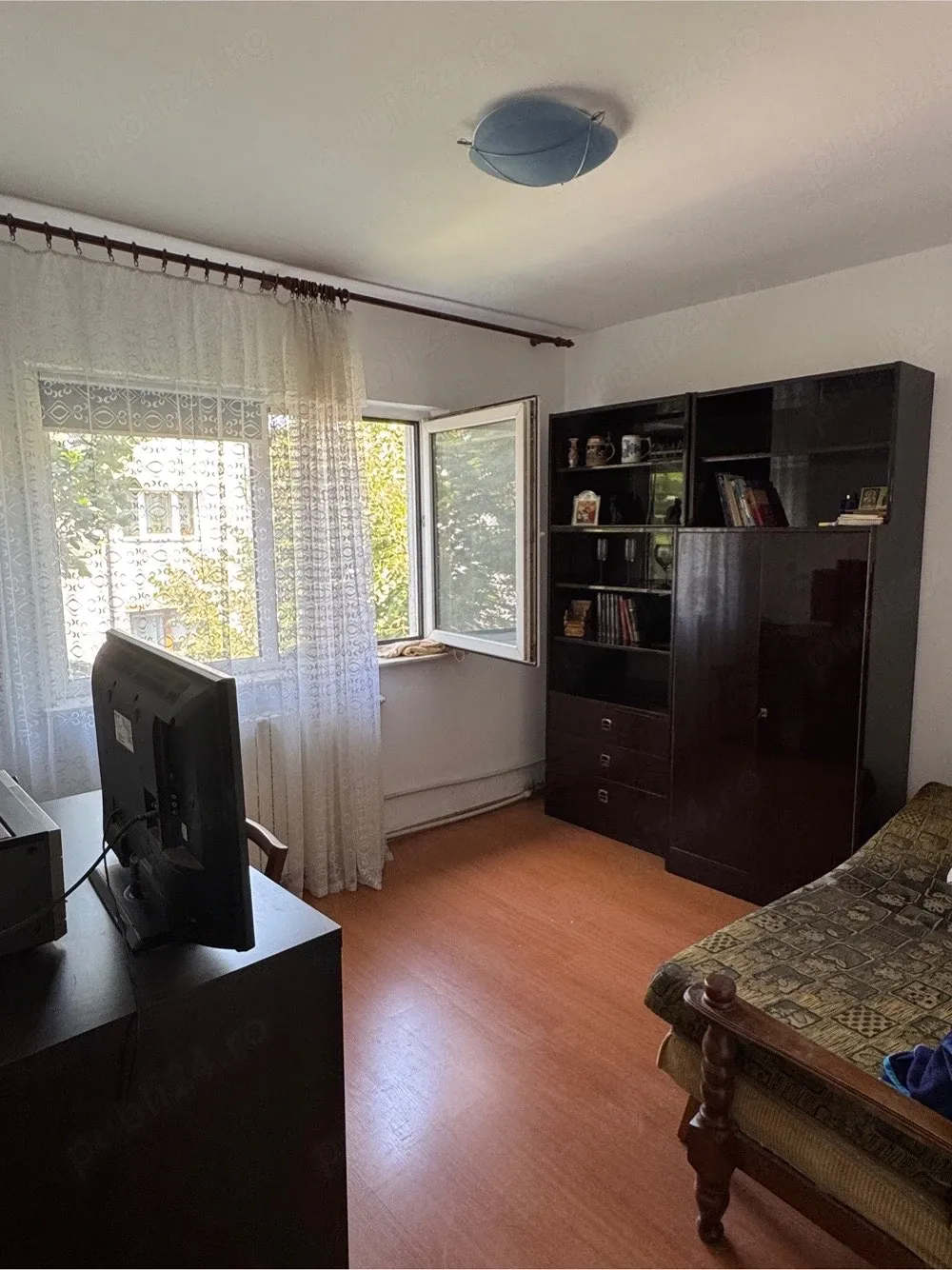 Apartament de vanzare 4 camere Inel 2 Constanta - imagine 1