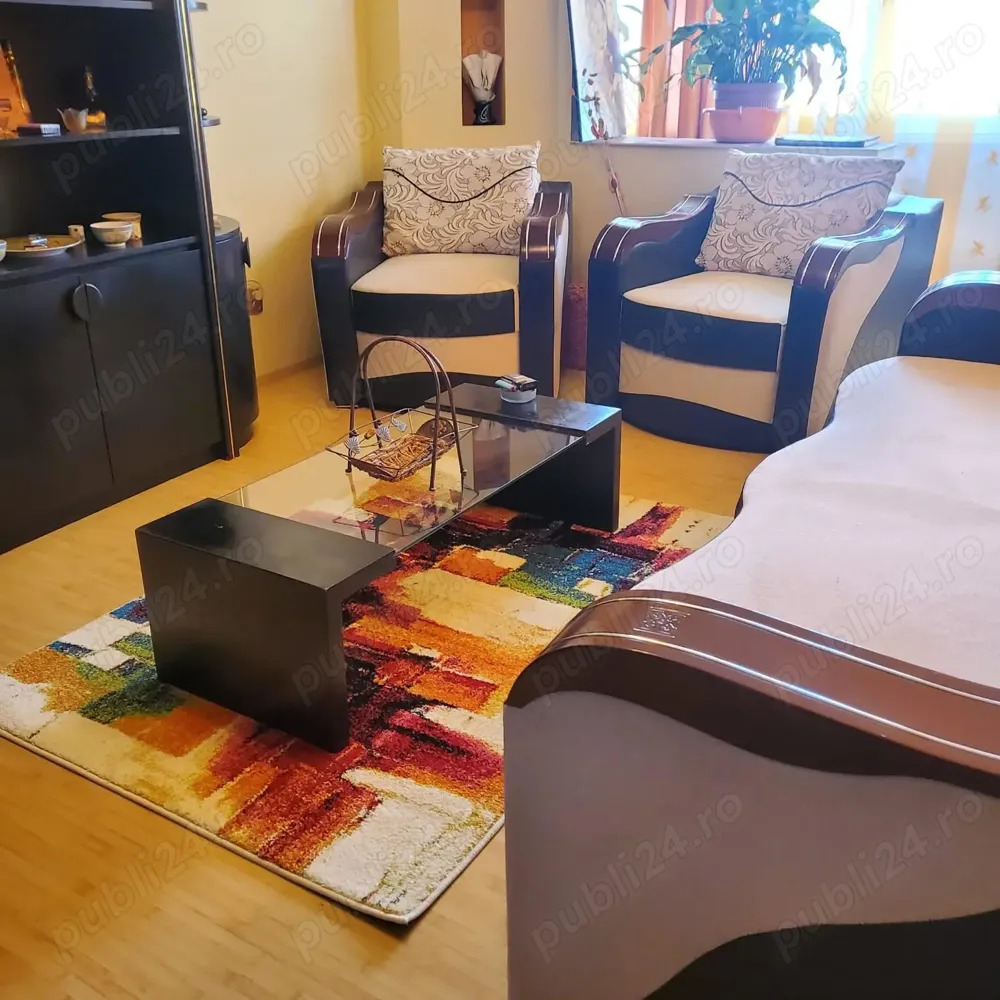 Inchiriez apartament 2 camere 1Mai Sala Polivalenta-Ciuperca - imagine 1