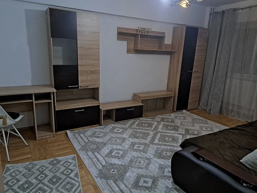 Închiriez apartament decomandat zonă bună, Rovine Poștă - imagine 1