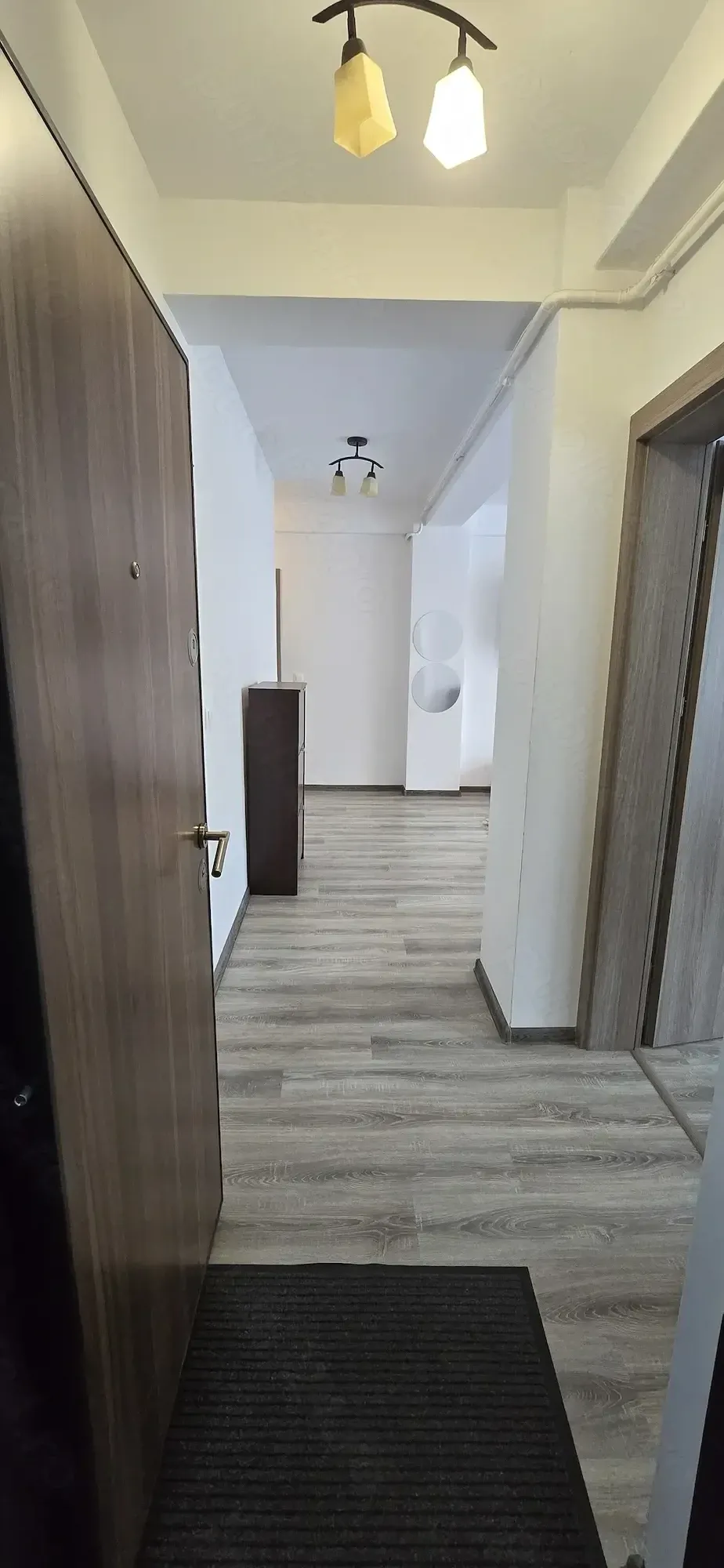 Apartament 2 camere, 69 mp, complet mobilat și utilat Str. Brestei - imagine 1