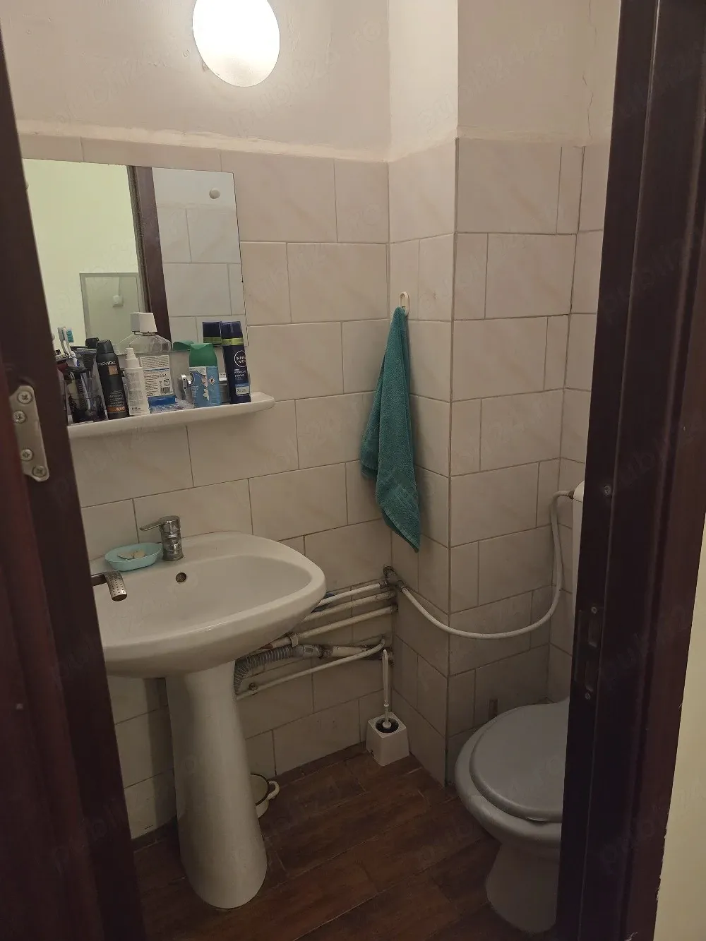 Apartament 3 decomandate 2 bai - imagine 1