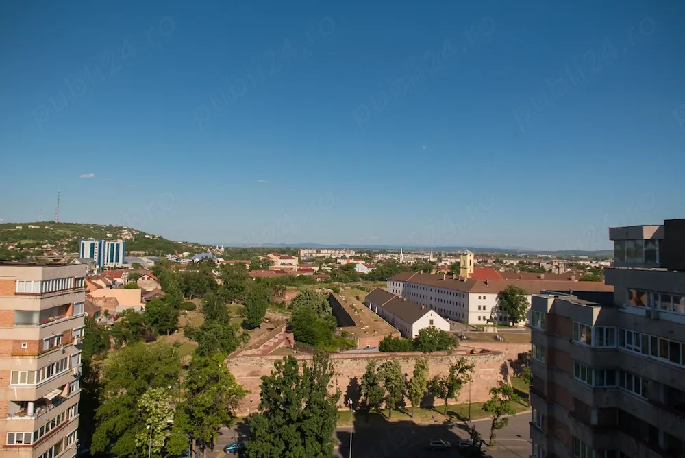 Vand Apartament 2 camere in Centru Civic