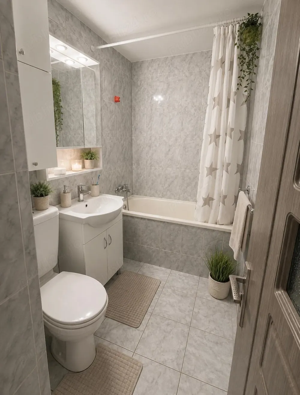 Vând apartament - imagine 1