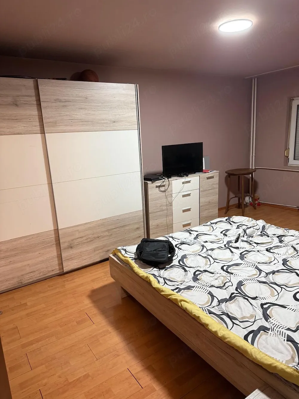 Vând apartament cu 3 camere tip PB - imagine 1