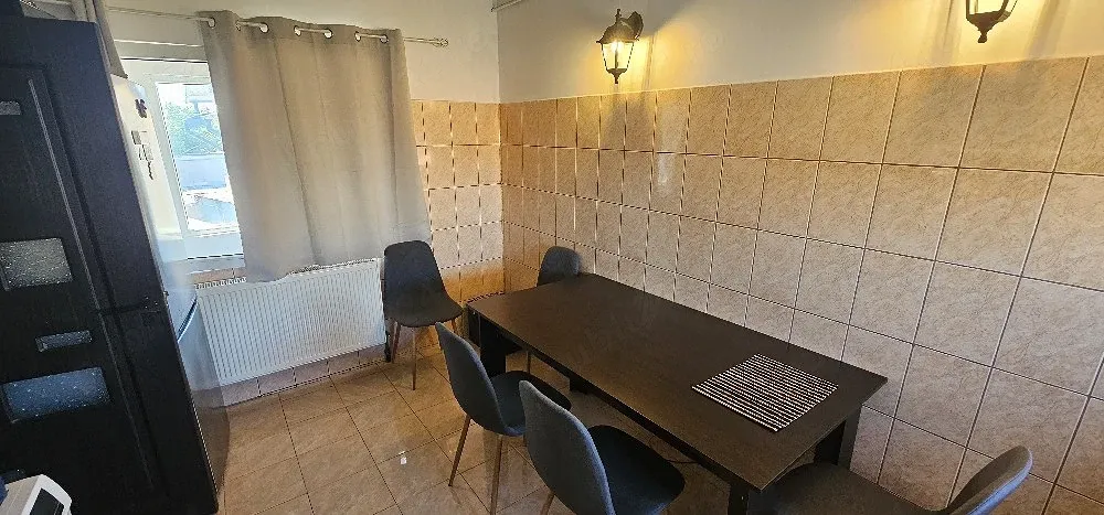 proprietar schimb garsoniera +una bonus in Ploiesti zona Sud cu casa in imprejurimi - imagine 1