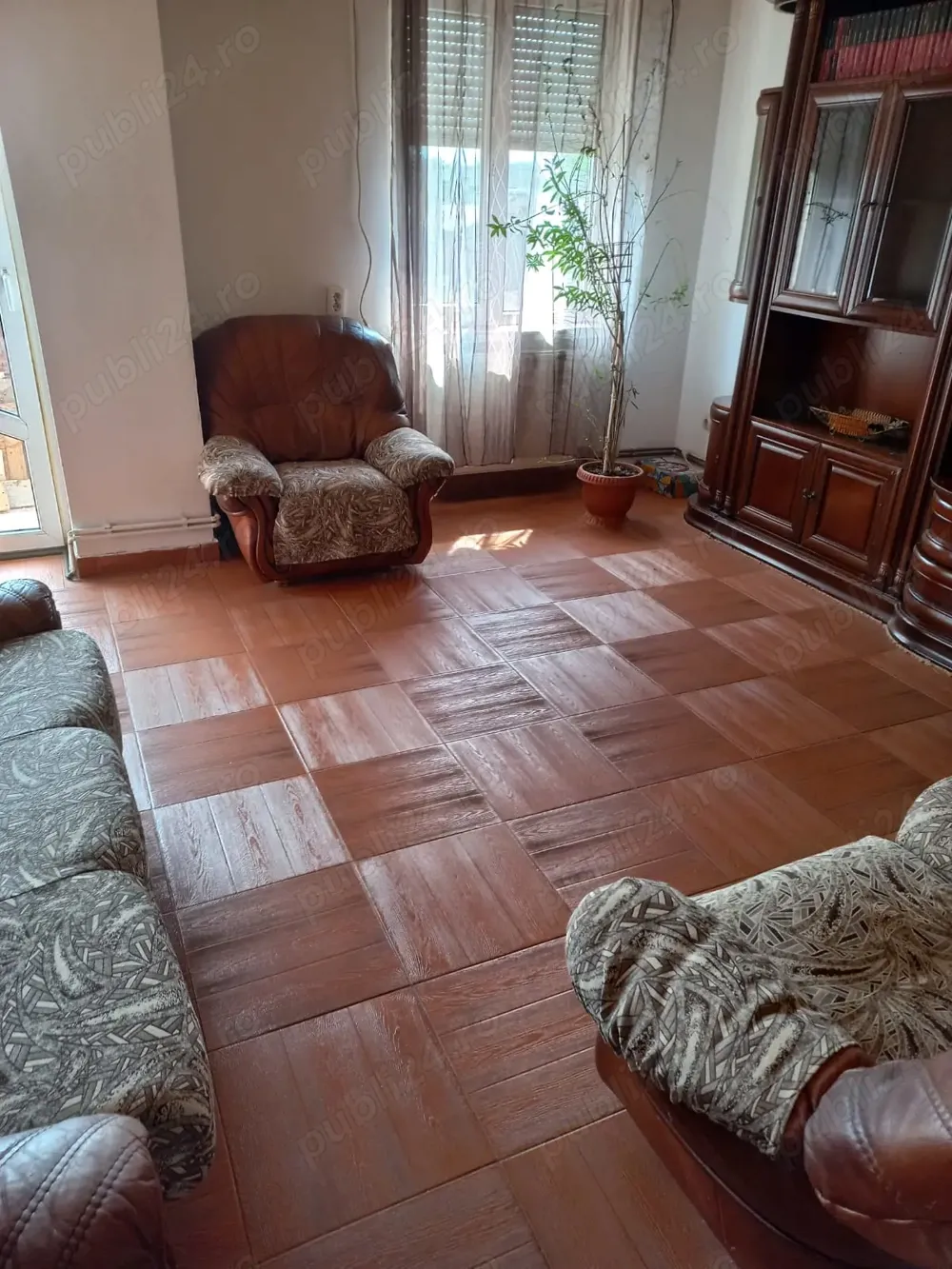 Apartament 3 camere, B.dul Castanilor