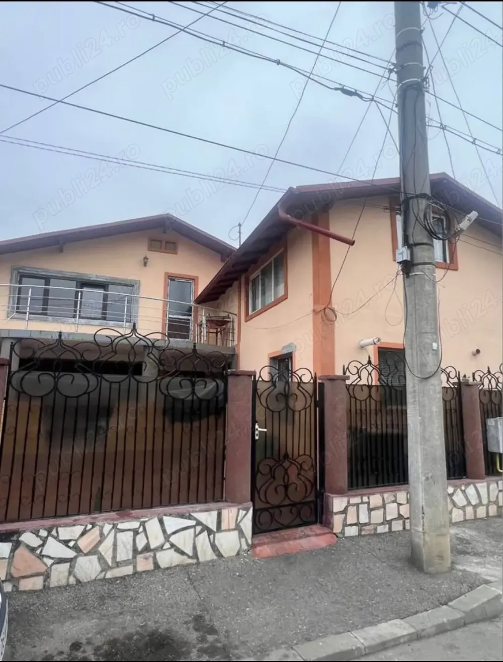Propietar vand casa zona afi - imagine 1