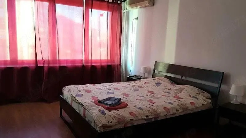 Închiriez garsoniera Sala Palatului. - imagine 1
