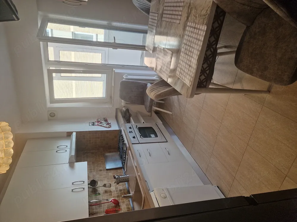Închiriez apartament 3camere - imagine 1