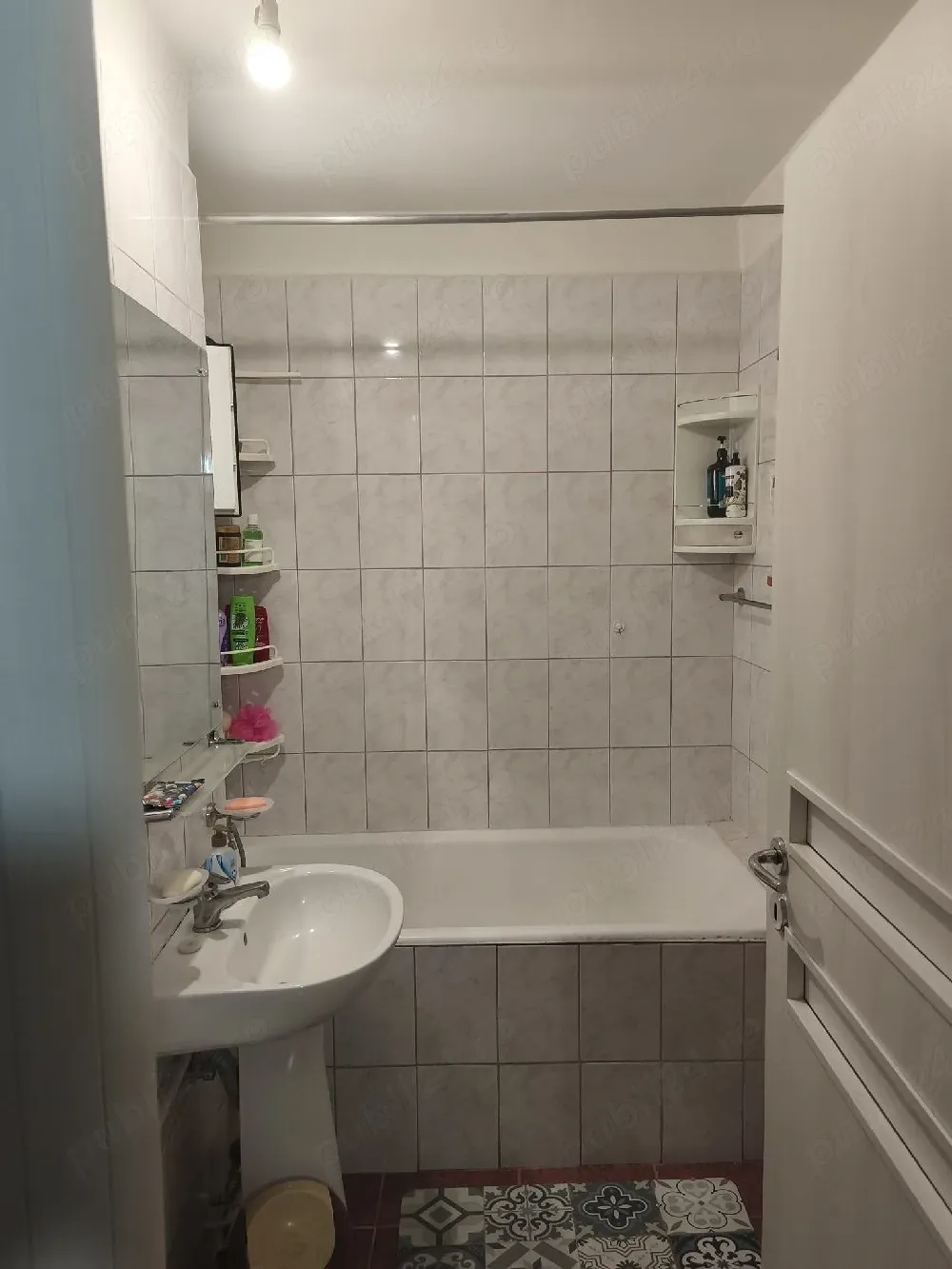 Vând apartament 3 camere Șoseaua Pantelimon - imagine 1
