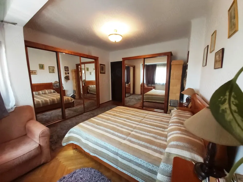 Apartament 4 camere, zona Hala Traian   Foisorul de Foc - imagine 1