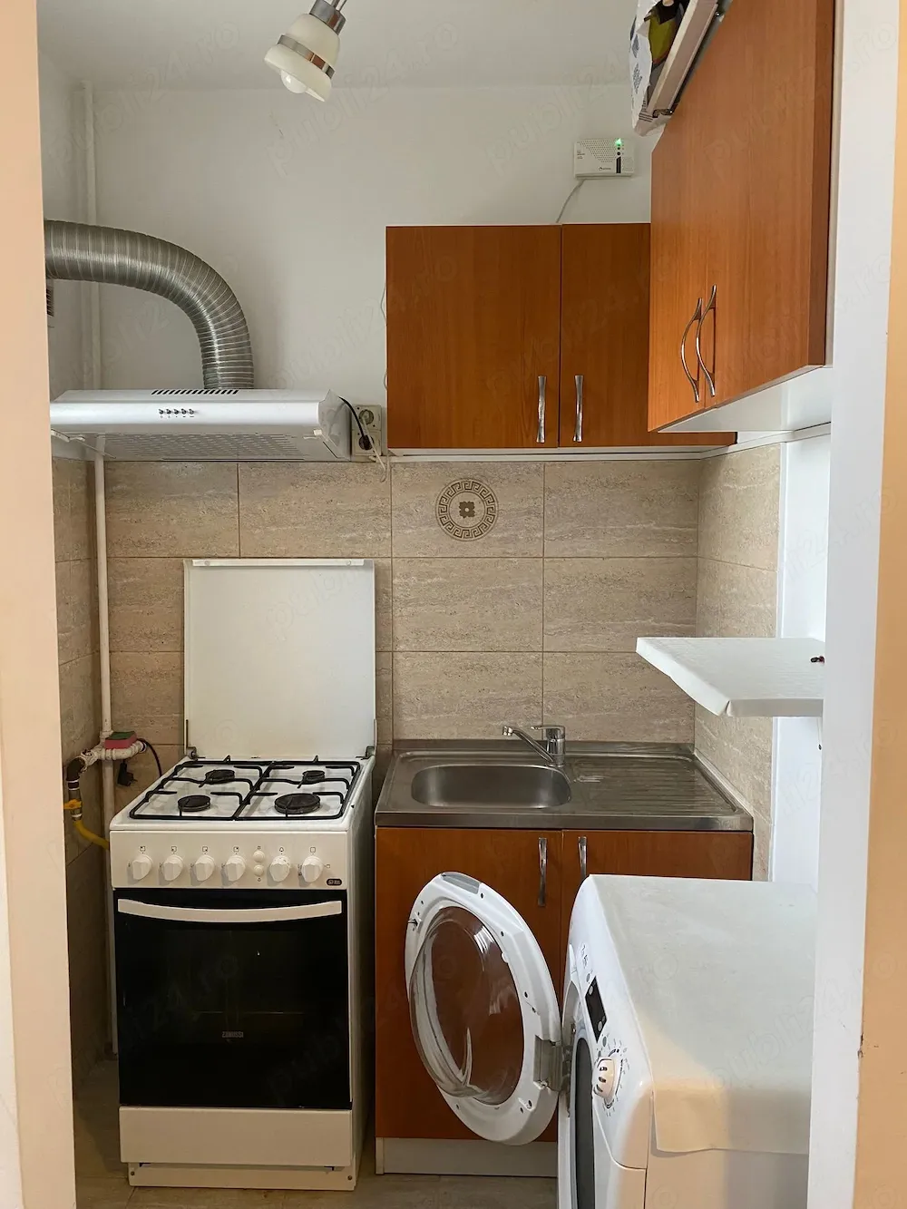 Garsoniera de inchiriat