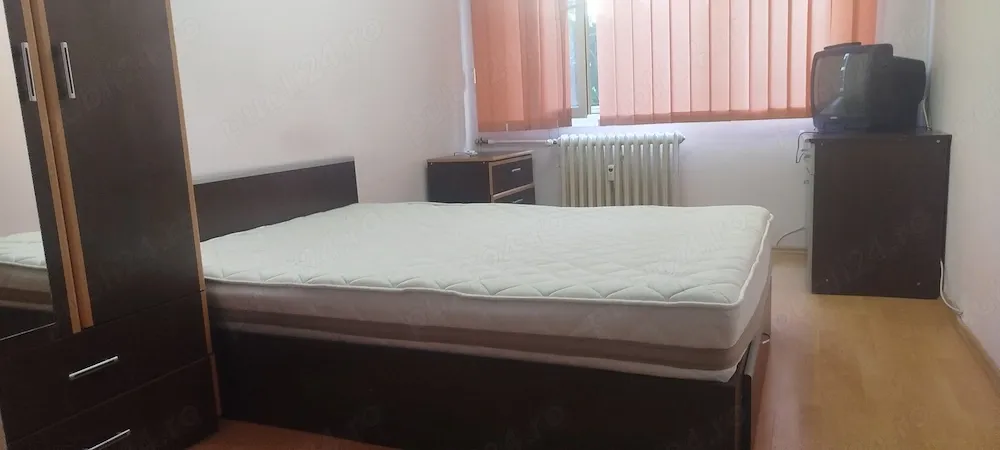 Apartament Trapezului Metrou 1 Decembrie - imagine 1