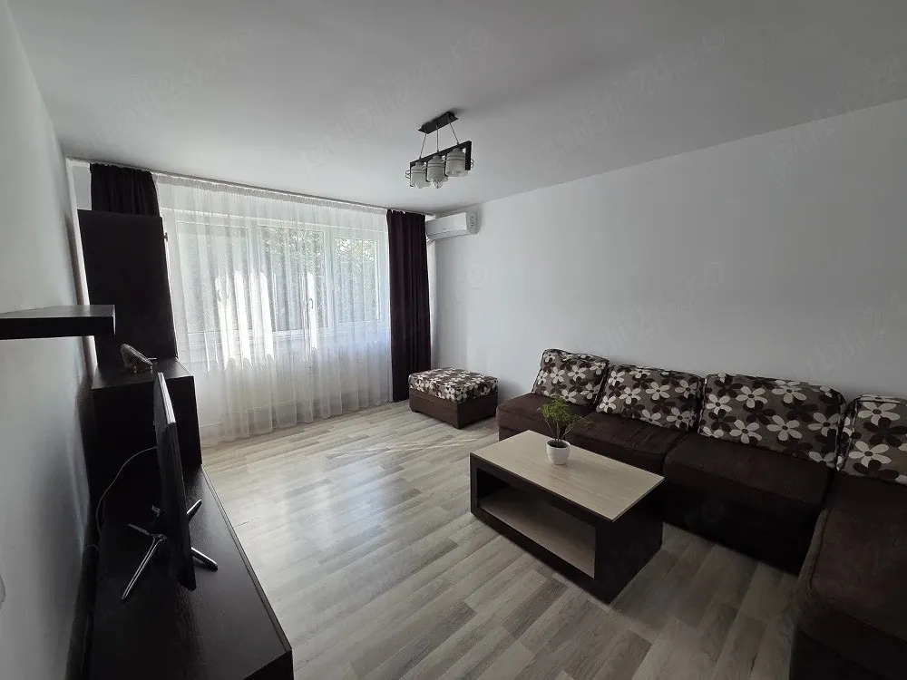 inchiriez apartment 3 camere zona Piata Trapezului - imagine 1