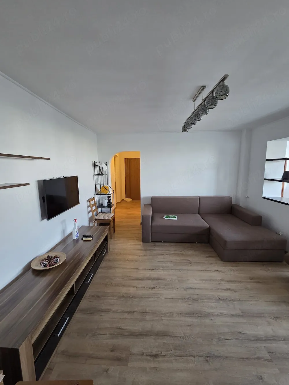 Vanzare apartament 3 camere Dristor Metrou - imagine 1