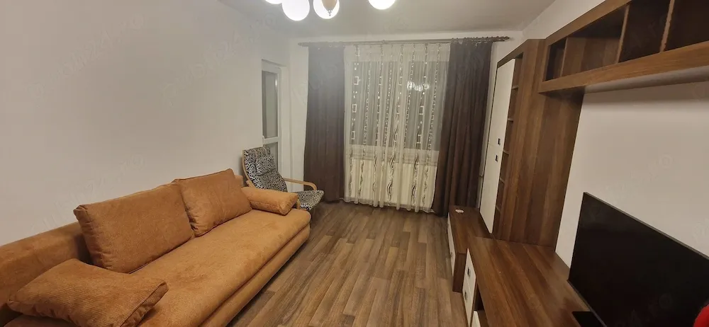 Inchiriez apartament 2 camere zona Piata Sudului cu loc de parcare - imagine 1
